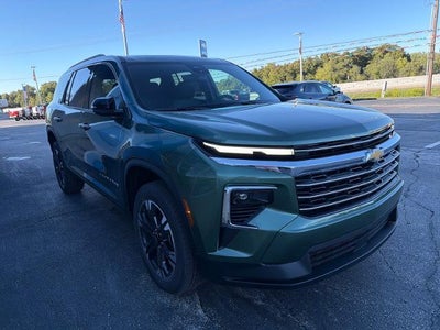 2027 Chevrolet Traverse LT w/1LT