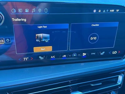 2027 Chevrolet Traverse LT w/1LT