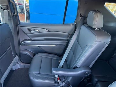 2027 Chevrolet Traverse LT w/2LT