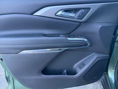 2027 Chevrolet Traverse LT w/2LT