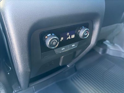 2027 Chevrolet Traverse LT w/2LT