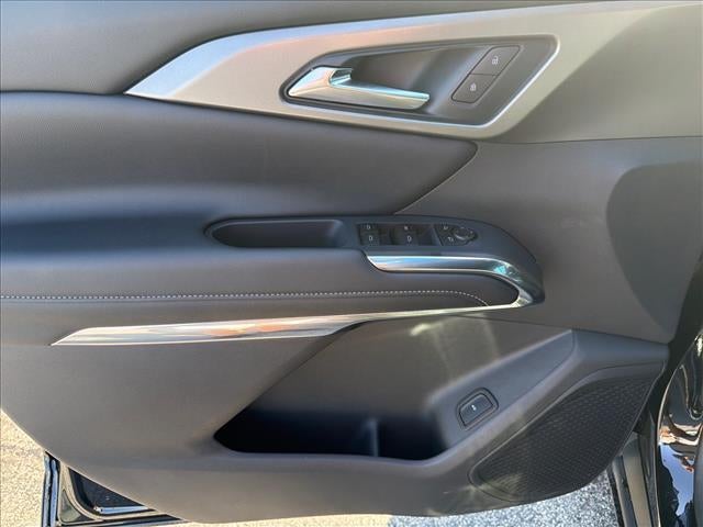2027 Chevrolet Traverse LT w/2LT