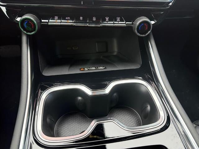 2026 Chevrolet Traverse LT w/2LT