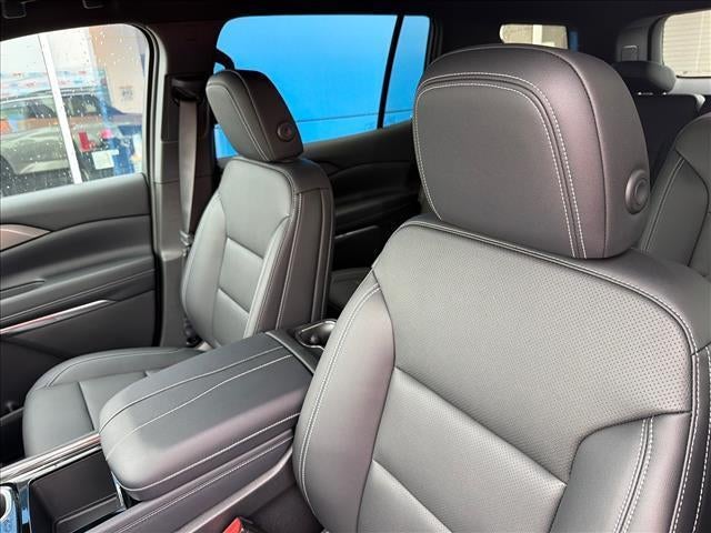2026 Chevrolet Traverse LT w/2LT