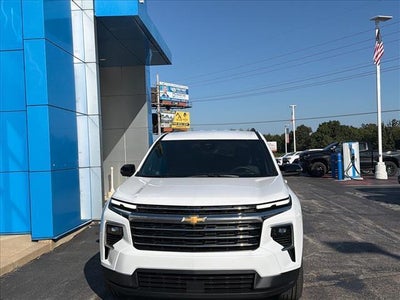 2027 Chevrolet Traverse LT w/2LT
