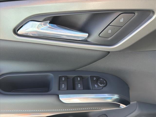 2027 Chevrolet Traverse LT w/2LT