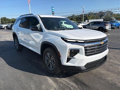 2027 Chevrolet Traverse LT w/2LT