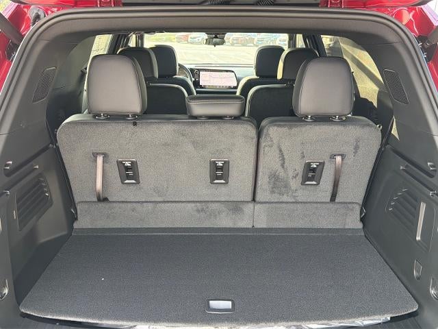 2027 Chevrolet Traverse LT w/2LT