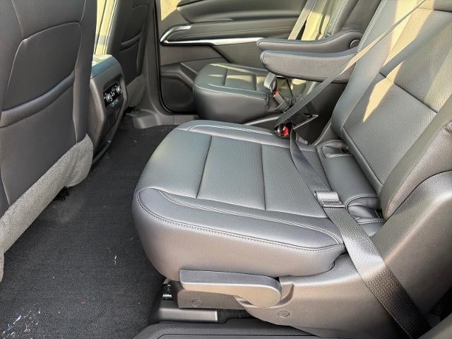 2027 Chevrolet Traverse LT w/2LT