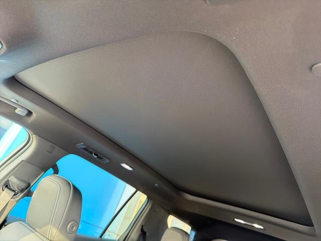 2027 Chevrolet Traverse LT w/2LT