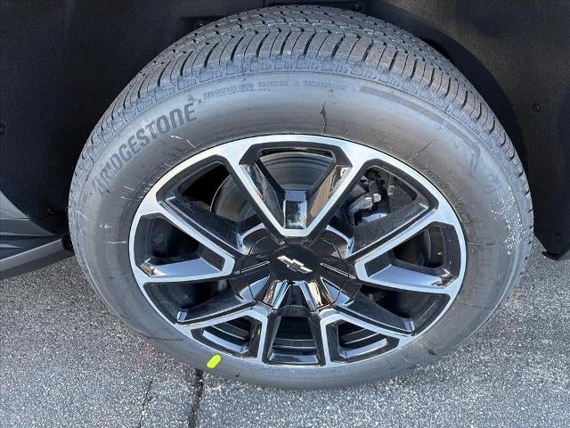 2026 Chevrolet Suburban 4WD RST