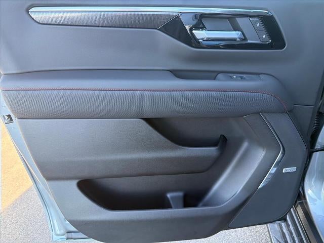 2026 Chevrolet Suburban 4WD RST