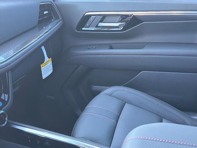 2026 Chevrolet Suburban 4WD RST