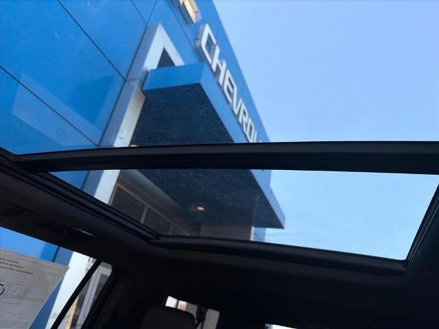 2026 Chevrolet Suburban 4WD RST