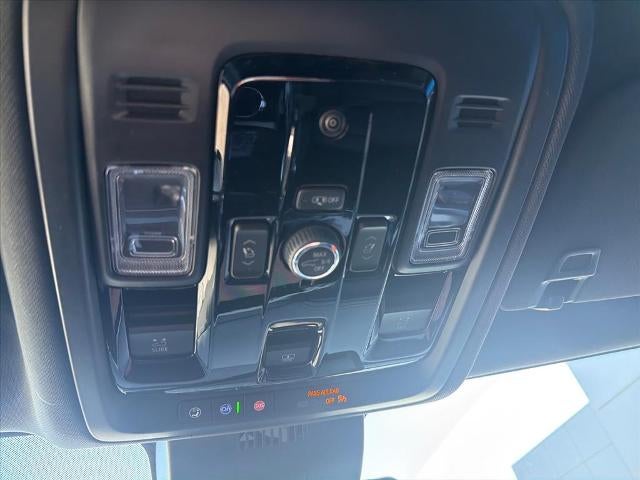 2026 Chevrolet Suburban 4WD RST