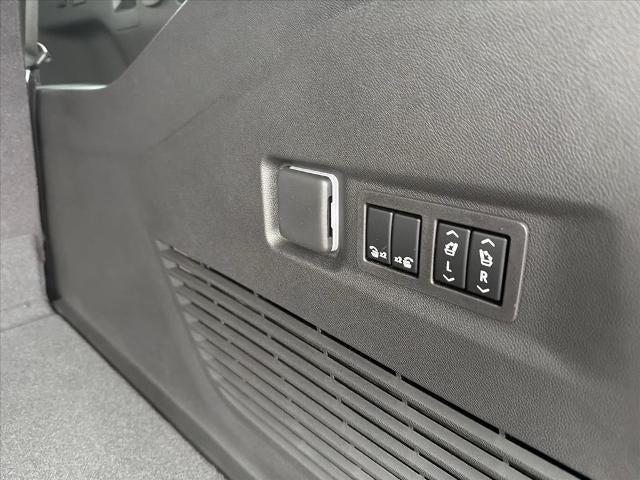 2026 Chevrolet Suburban 4WD Premier