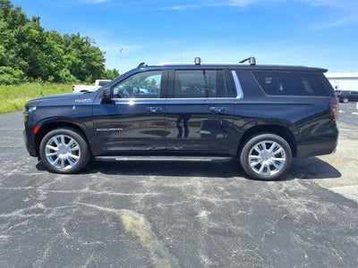 2023 Chevrolet Suburban High Country