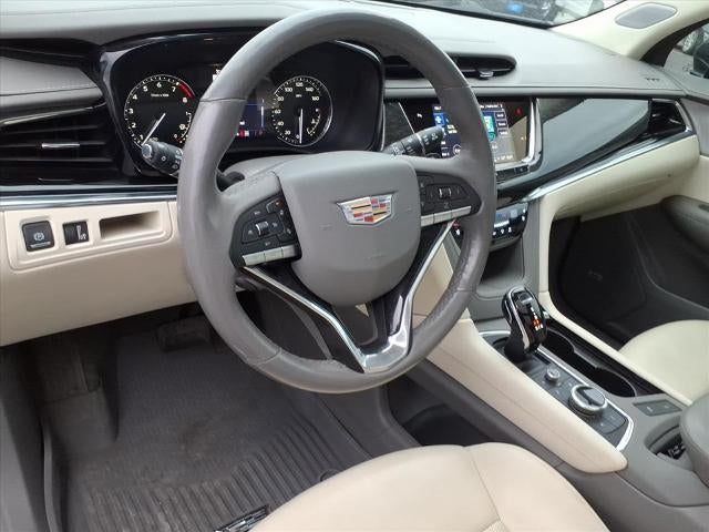 2021 Cadillac XT6 Premium Luxury