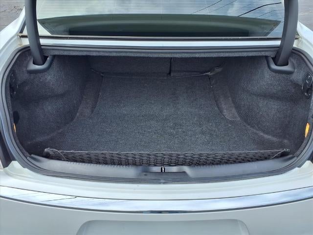 2016 Chrysler 300 Limited