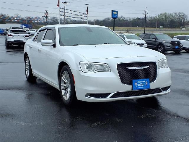 2016 Chrysler 300 Limited