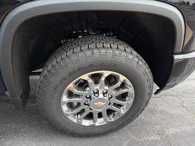 2026 Chevrolet Silverado 2500 HD Crew Cab Standard Box 4-Wheel Drive LT
