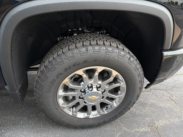 2026 Chevrolet Silverado 2500 HD Crew Cab Standard Box 4-Wheel Drive LT