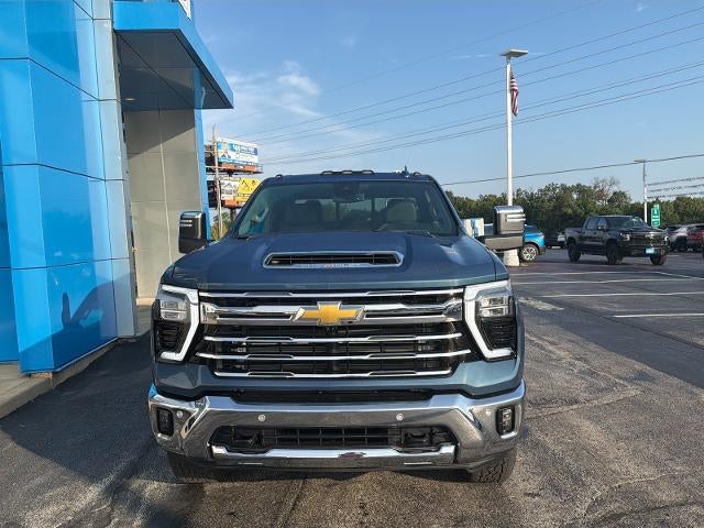 2026 Chevrolet Silverado 2500 HD Crew Cab Standard Box 4-Wheel Drive LTZ