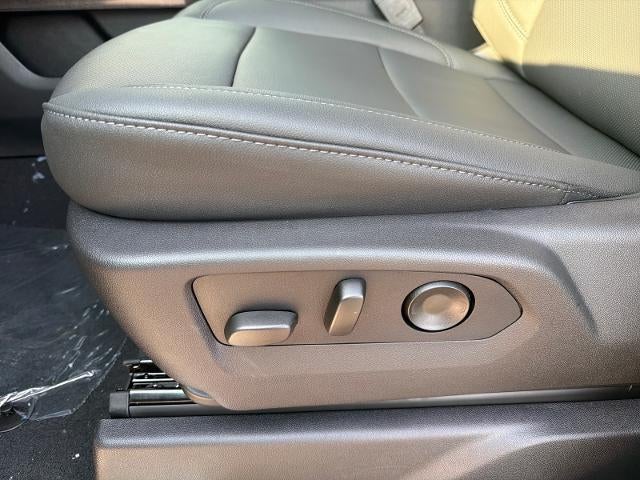2026 Chevrolet Silverado 2500 HD Crew Cab Standard Box 4-Wheel Drive LTZ