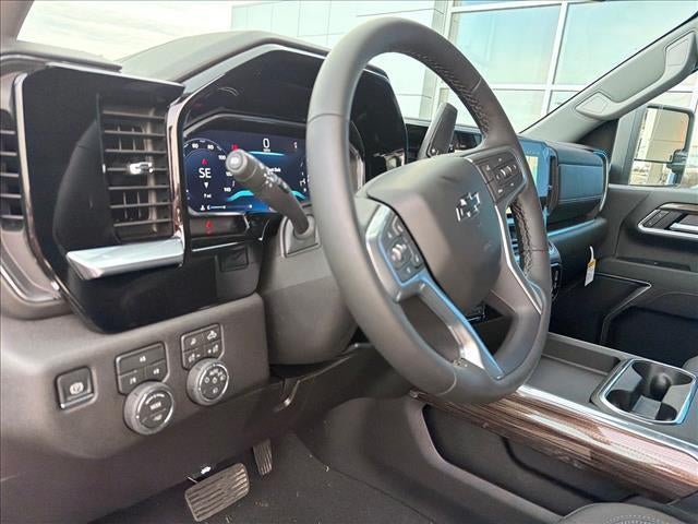 2026 Chevrolet Silverado 3500 HD Crew Cab Standard Box 4-Wheel Drive LT