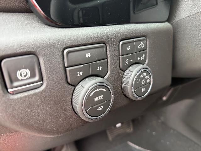 2026 Chevrolet Silverado 3500 HD Crew Cab Standard Box 4-Wheel Drive LT