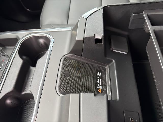 2026 Chevrolet Silverado 3500 HD Crew Cab Standard Box 4-Wheel Drive LT