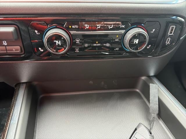 2026 Chevrolet Silverado 3500 HD Crew Cab Standard Box 4-Wheel Drive LT