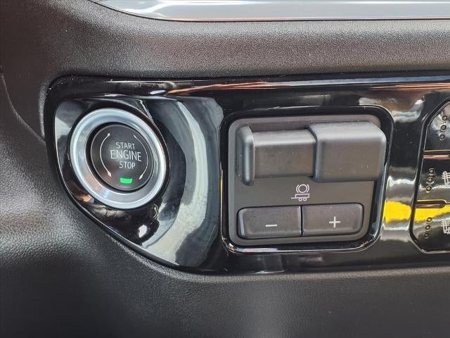 2025 Chevrolet Silverado 3500 HD LTZ