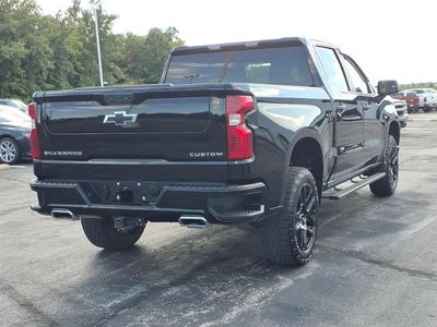 2022 Chevrolet Silverado 1500 Custom Trail Boss