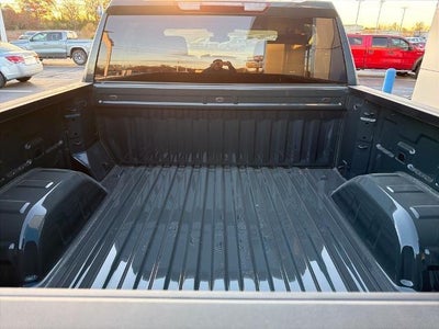 2026 Chevrolet Silverado 1500 Crew Cab Short Box 4-Wheel Drive LT 2FL