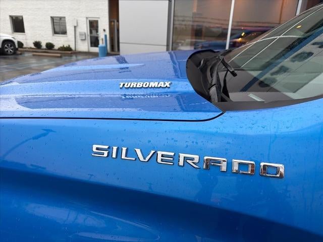 2026 Chevrolet Silverado 1500 Crew Cab Short Box 4-Wheel Drive LT 2FL