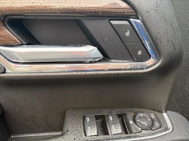 2026 Chevrolet Silverado 1500 Crew Cab Short Box 4-Wheel Drive LT 2FL