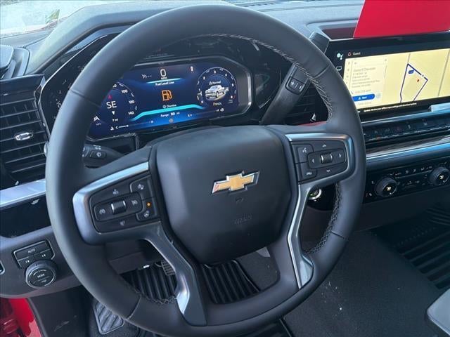 2026 Chevrolet Silverado 1500 Crew Cab Short Box 4-Wheel Drive LT 2FL