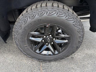 2026 Chevrolet Silverado 1500 Crew Cab Short Box 4-Wheel Drive Custom Trail Boss
