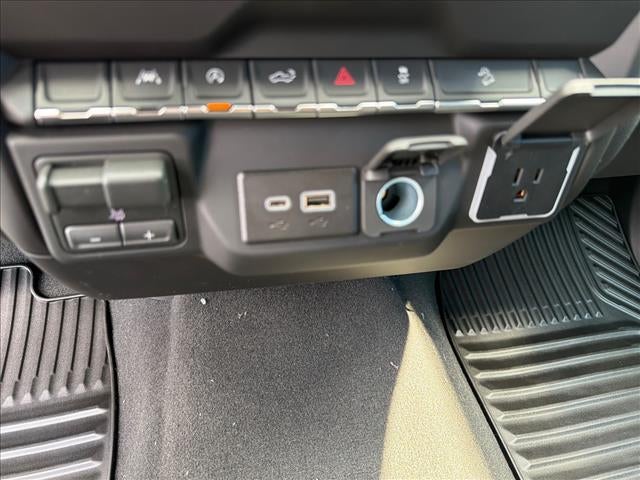 2026 Chevrolet Silverado 1500 Crew Cab Short Box 4-Wheel Drive Custom Trail Boss