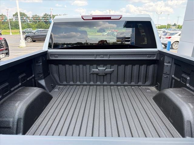 2026 Chevrolet Silverado 1500 Crew Cab Short Box 4-Wheel Drive Custom Trail Boss