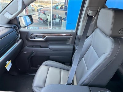 2026 Chevrolet Silverado 1500 Crew Cab Short Box 4-Wheel Drive LT Trail Boss