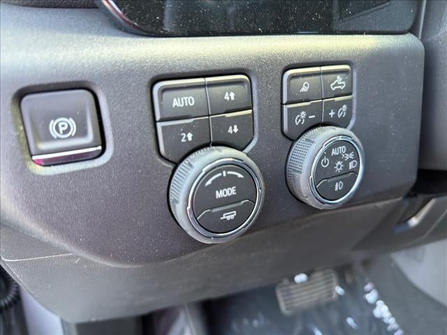 2026 Chevrolet Silverado 1500 Crew Cab Short Box 4-Wheel Drive LT Trail Boss