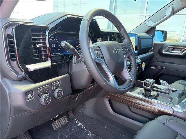 2026 Chevrolet Silverado 1500 Crew Cab Short Box 4-Wheel Drive LT Trail Boss