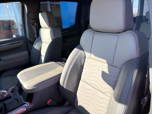 2026 Chevrolet Silverado 1500 Crew Cab Short Box 4-Wheel Drive ZR2