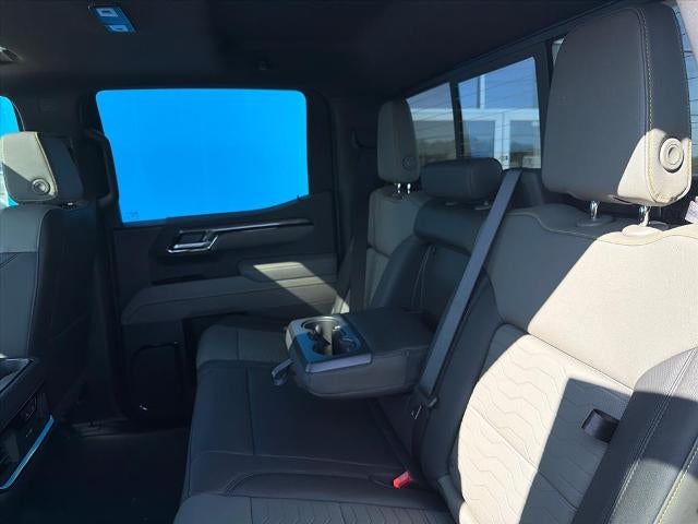 2026 Chevrolet Silverado 1500 Crew Cab Short Box 4-Wheel Drive ZR2