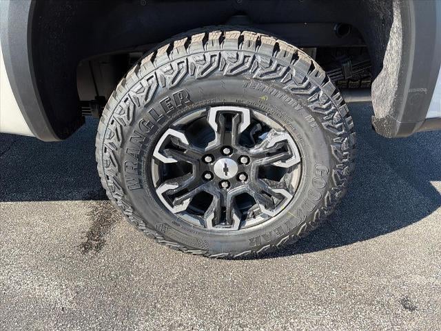 2026 Chevrolet Silverado 1500 Crew Cab Short Box 4-Wheel Drive ZR2