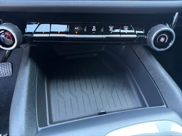 2026 Chevrolet Equinox EV 4dr LT1 w/PCY