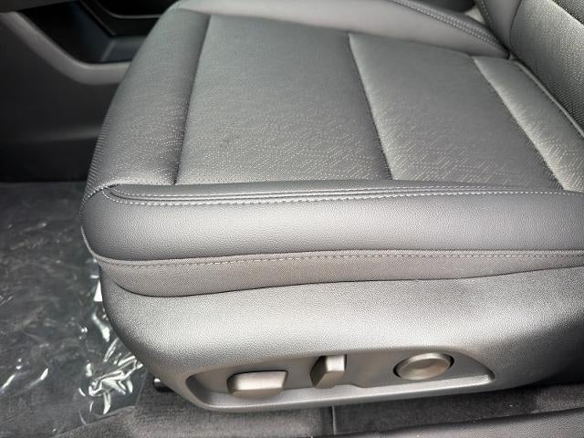 2027 Chevrolet Equinox FWD LT