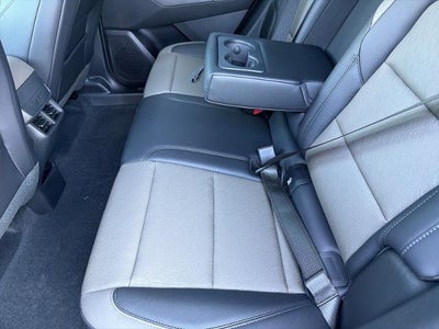 2027 Chevrolet Equinox FWD LT